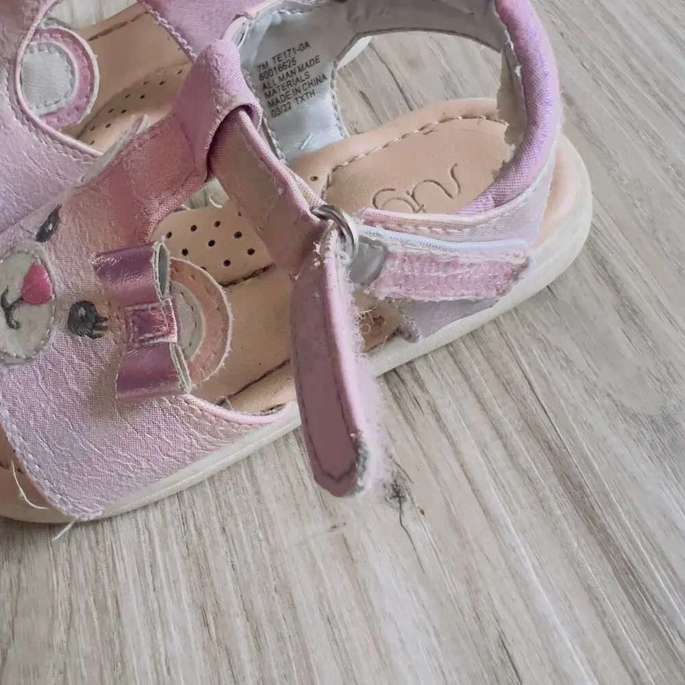 Sugar Bear Toddler Pink Sandals – Size 7 (Style 60016625)